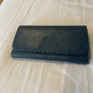 Tory Burch Marion Envelope Wallet